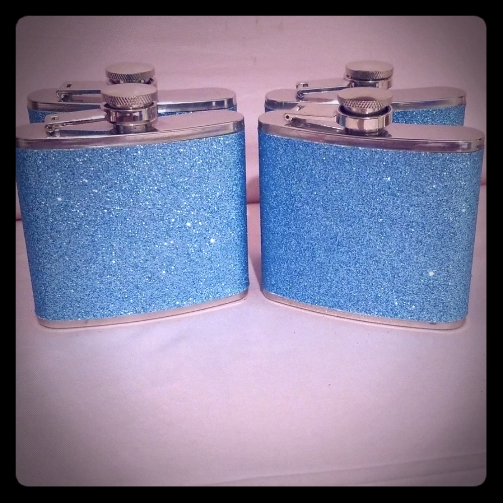 Gorgeous Blue Metallic Sparkling 5oz Flask